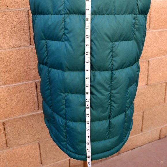 Lululemon Live in Practice Down Vest Green - Picture 4 of 15